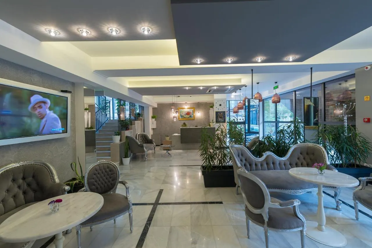 Veranova Hotel Tbilisi 4*,